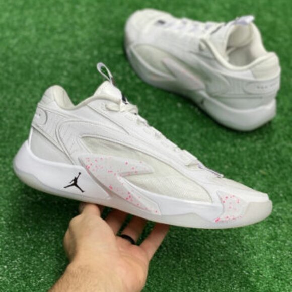 Nike Jordan Luka 2 Low Mens Basketball Shoes White DX8733-106 VNDS Sz 9.5 - Picture 1 of 7